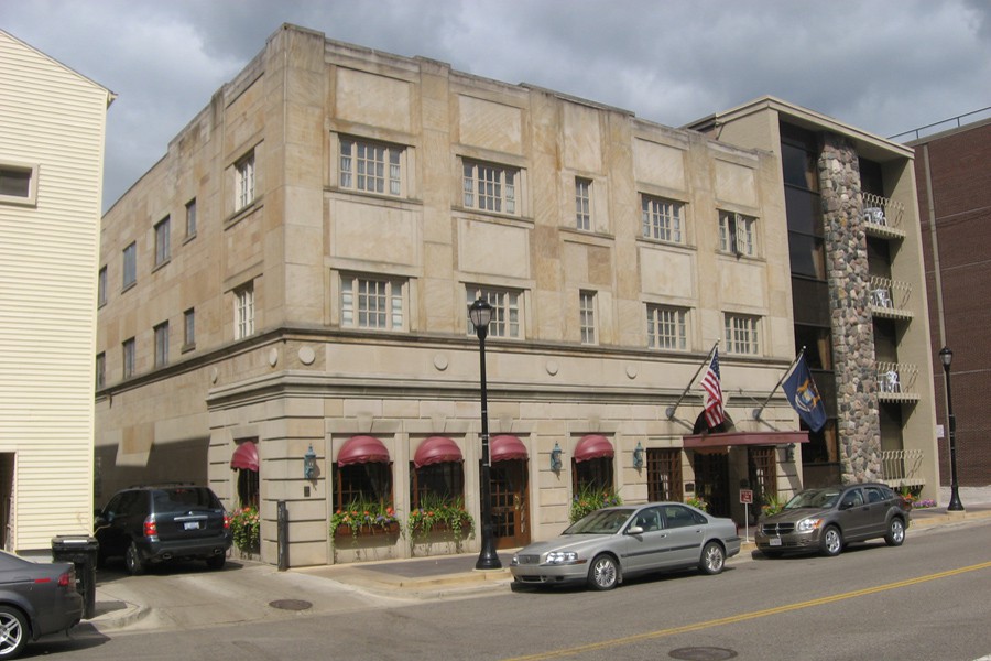 Bell Tower Hotel17